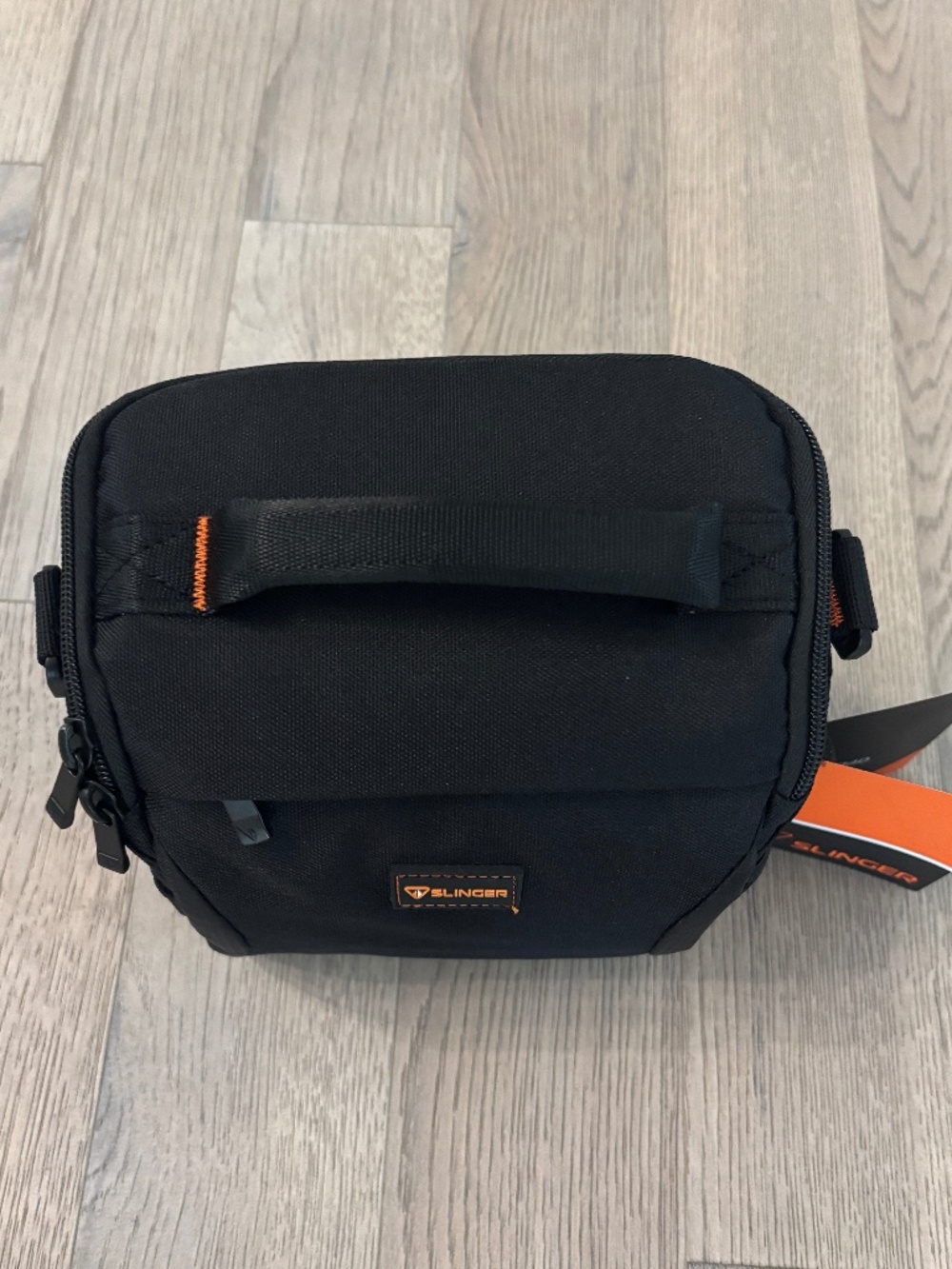 Slinger Alpine 140 Shoulder Camera Bag - Picture 5 of 12